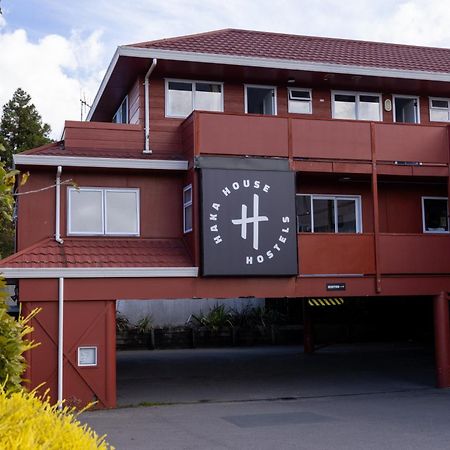 Haka House Taupo Hostel Bagian luar foto