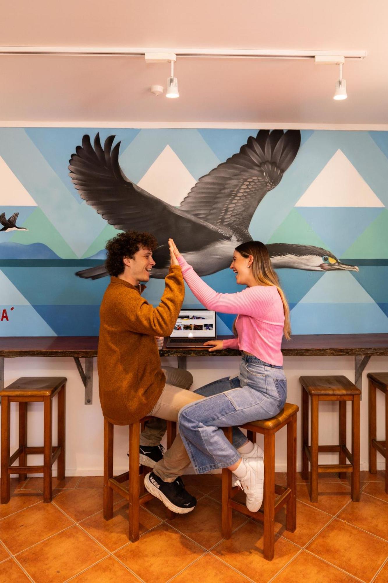 Haka House Taupo Hostel Bagian luar foto